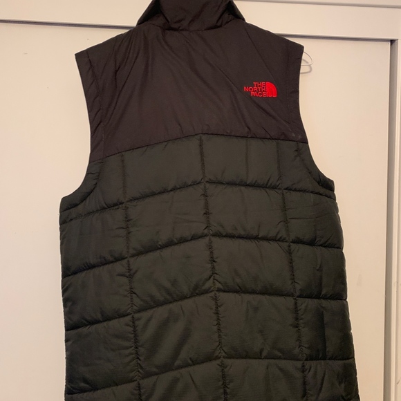 The North Face Vest - Picture 3 of 6